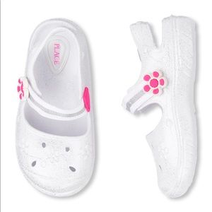 Toddler Girls NWT Water Shoes